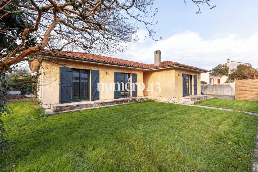 Maison rénovée de plain-pied – secteur Merignac